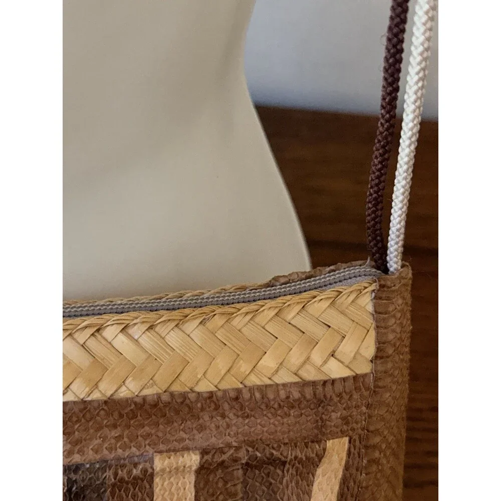 Vintage Georgetown Leather Design Straw Tan Leather Appliqué Purse Shoulder Bag